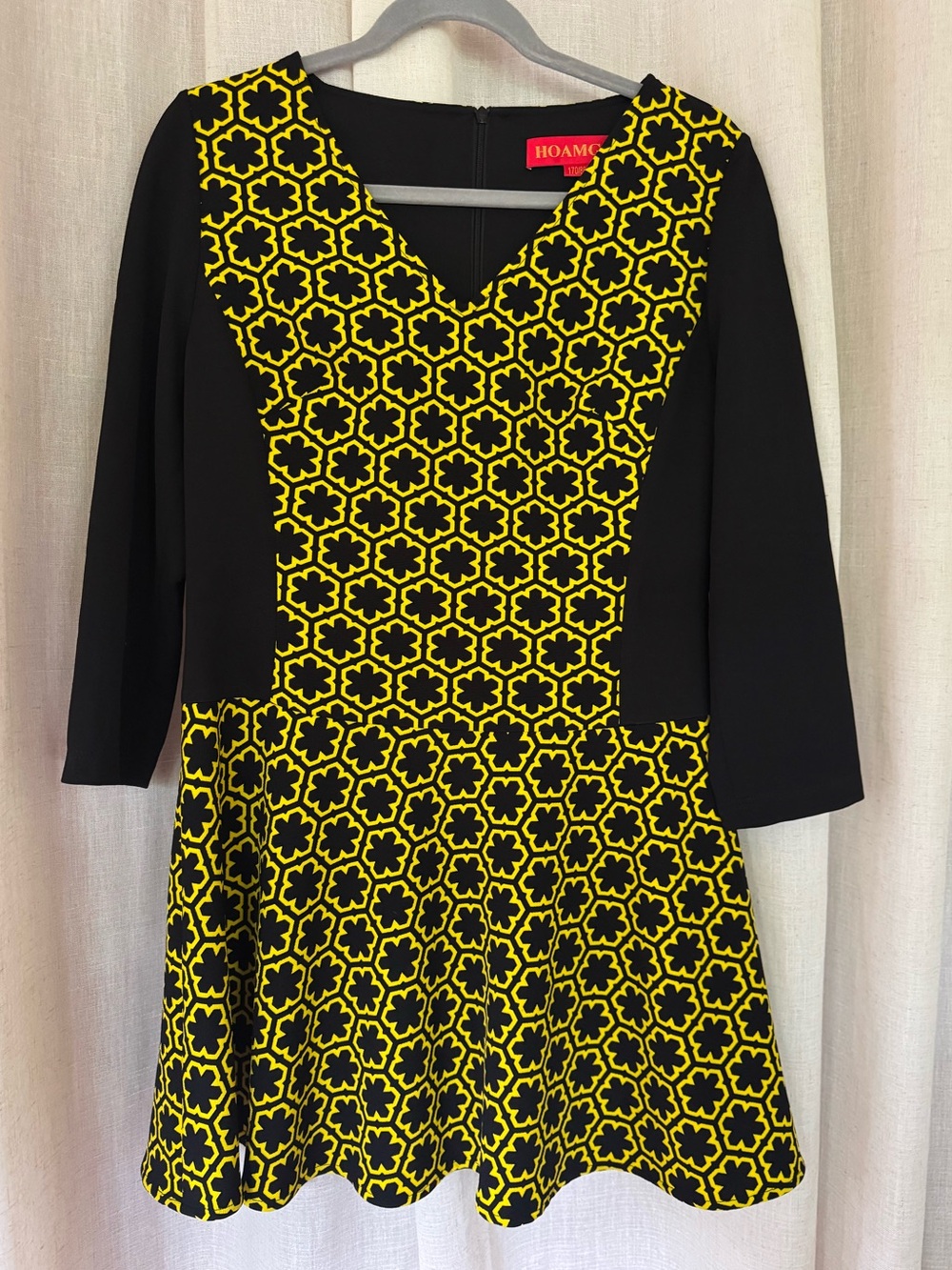 Hoamgar Black & Yellow Bold Printed V-Neck Fit-and-Flare Dress